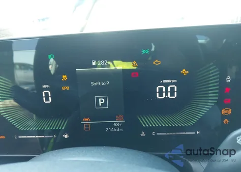 2025 Kia K4 Lxs z USA, uszkodzony, nr VIN 3KPFT4DE5SE063023